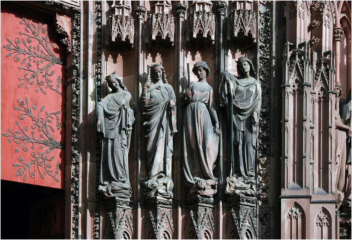 Vertus écrasant les vices - côté droit